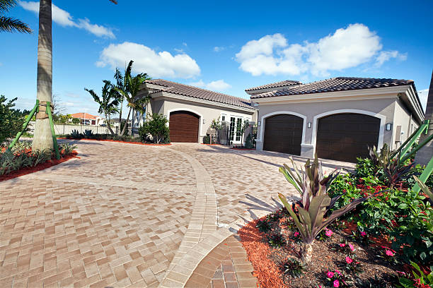 Best Local Driveway Pavers  in Duncan Falls, OH